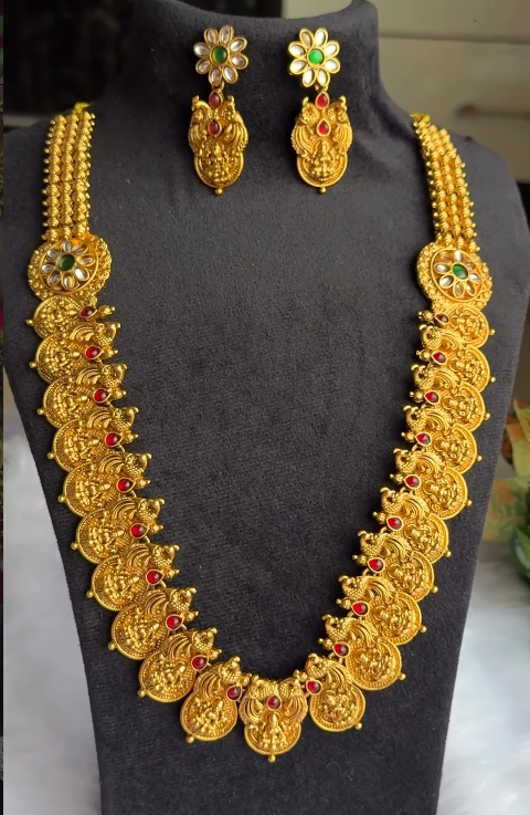 Trending Gold Necklace